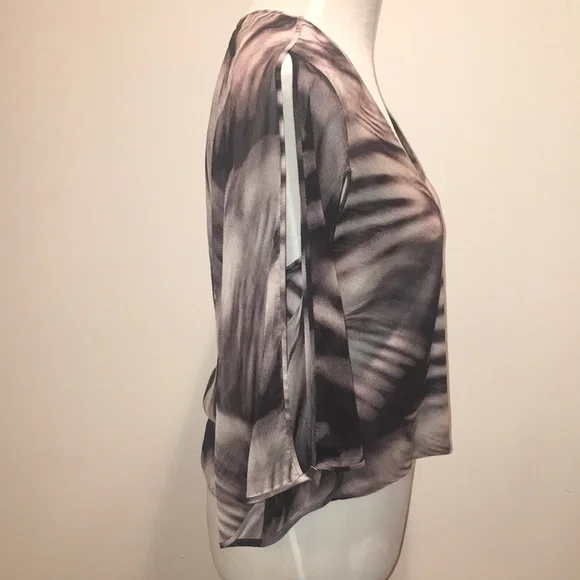 Halston Heritage Black & Tan Wrap Blouse Size XS - Picture 8 of 17